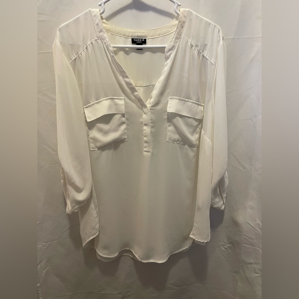 Torrid Harper blouse size 2